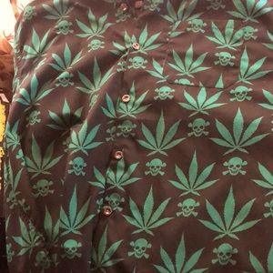 Marijuana toxic shirt ☠️. Men ( Large )